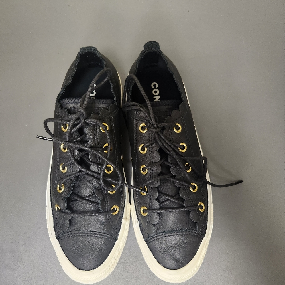 Converse CTAS OX Frilly Thrills Sneakers Black Sz 6.5 - Picture 6 of 11